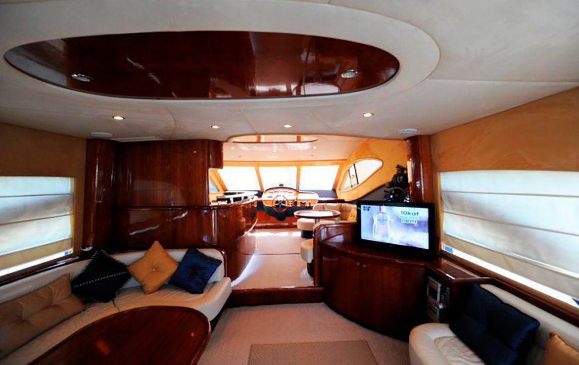 Alanya Yacht Rental 22m Princess 56